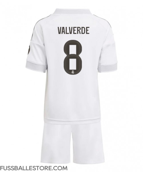 Günstige Real Madrid Federico Valverde #8 Heimtrikotsatz Kinder 2025-26 Kurzarm (+ Kurze Hosen) Günstige Real Madrid Federico Valverde #8 Heimtrikotsatz Kinder 2025-26 Kurzarm (+ Kurze Hosen)